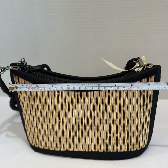 Crimson Ridge basket purse - Picture 2 of 6